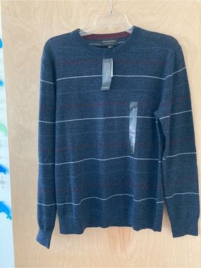 Banana Republic NWT Men's Sz Medium Dark Gray 100% Merino Wool Sweater w/Stripes
